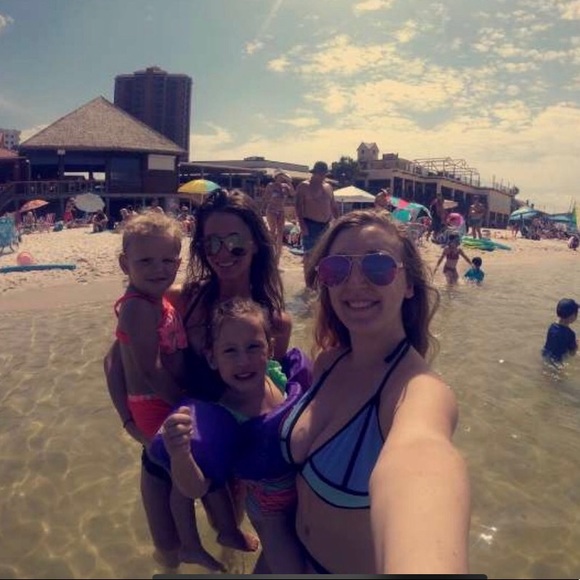 Meet your Posher, Krissy - Picture 7 of 12